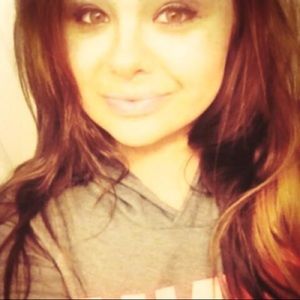 Meet your Posher, Marissa