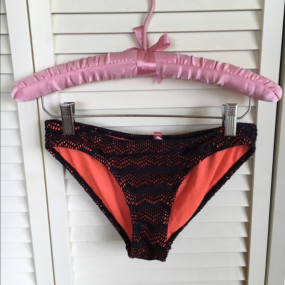 Bathing suit