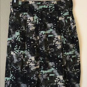 Frenchi midi skirt.