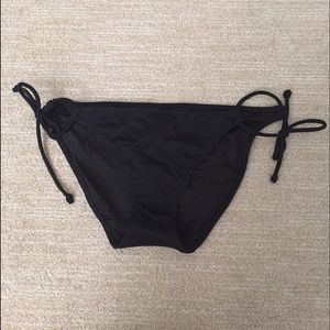 Little Black Bottoms