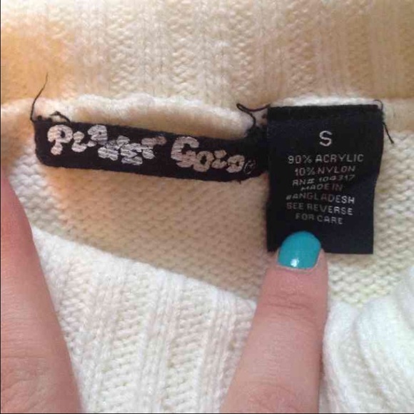 Sweater - Picture 4 of 4
