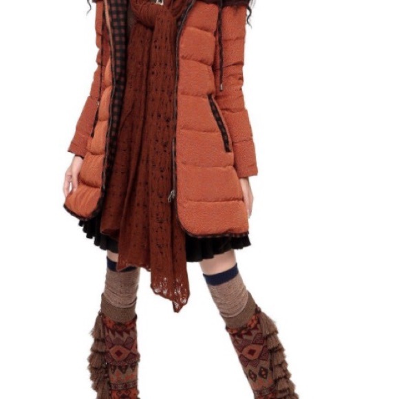 Artka down coat with hood - Picture 4 of 7