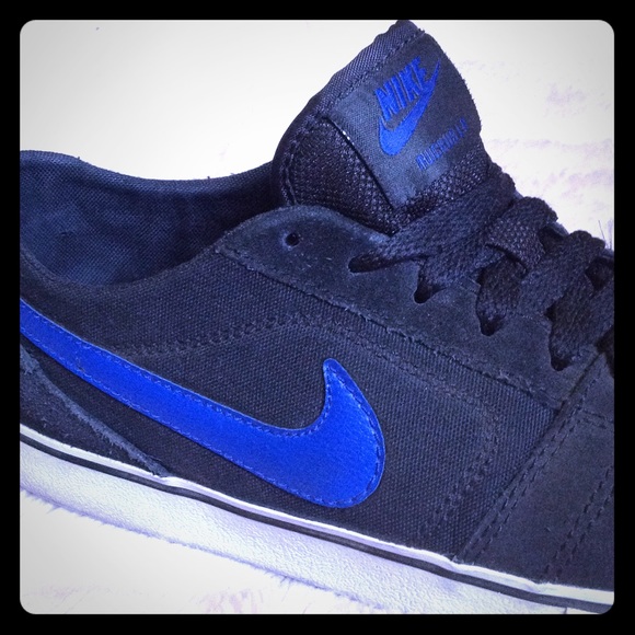 Nike Shoes - NIKE shoes