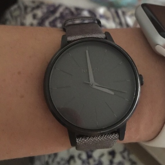 Nixon Kensington