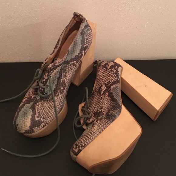 Jeffrey Campbell