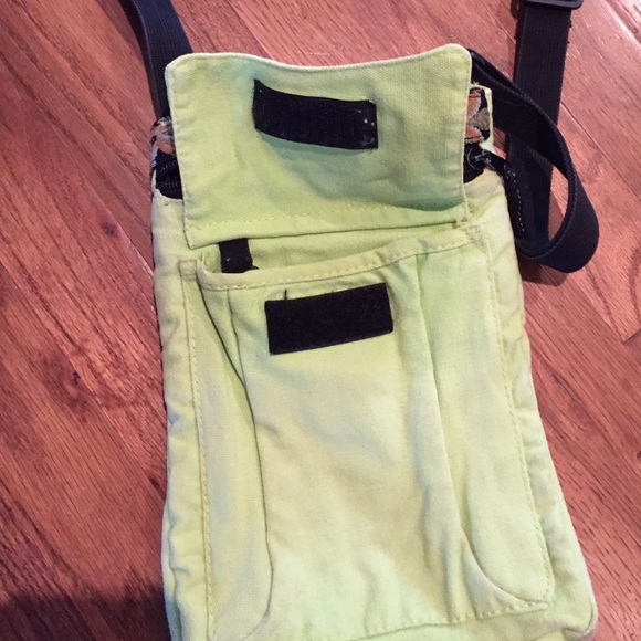 KAVU - Picture 3 of 4