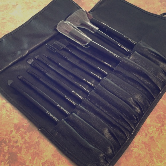 12 piece M.A.C. brush set