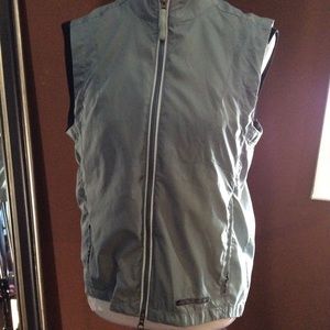 Nike vest