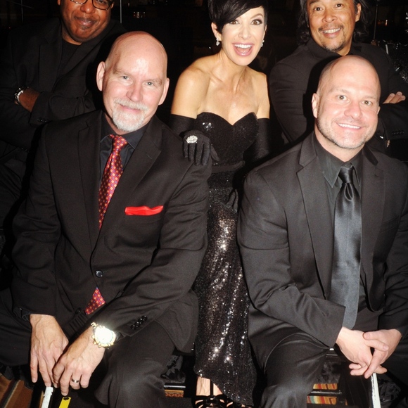 I'm a Posh Ambassador! Meet your Posher, Vanessa - Picture 2 of 8