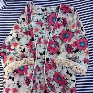 Floral Fringe Kimono 🌸