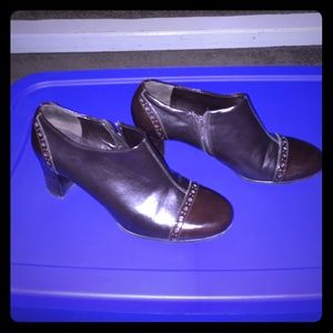 Brown side zip dress shoes