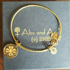 Four Leaf Clover Charm