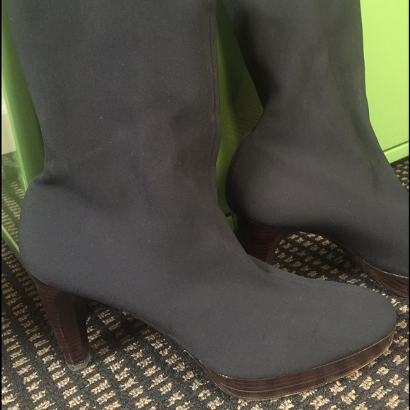 Stuart Weitzman boots - Picture 2 of 4