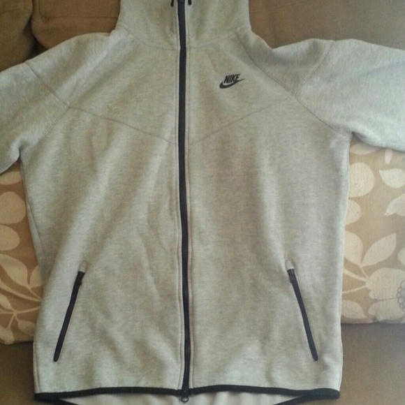 Nike sweater/jacket