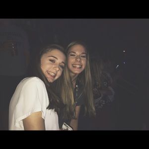 Meet your Posher, Olivia