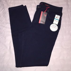 Low Rise Jeggings