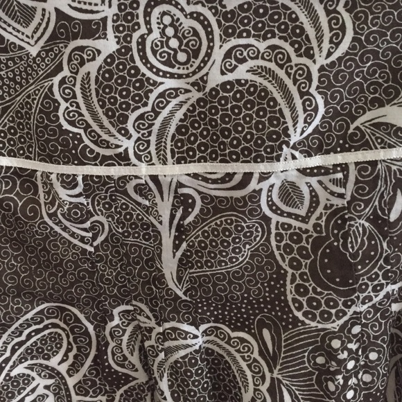 Cute floral skirt - Picture 3 of 3