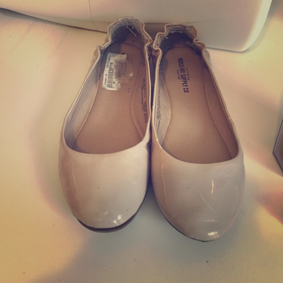 Nude Flats