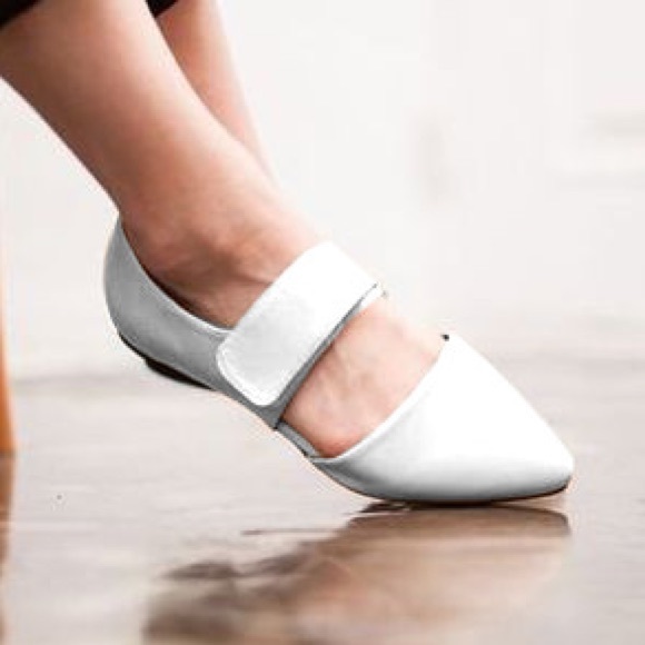 Shoes - FINAL PRICE | White Mary Jane Ballerina Flats