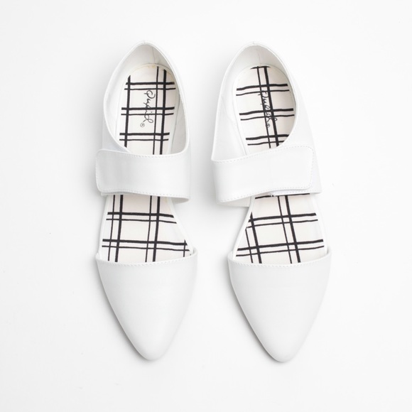 FINAL PRICE | White Mary Jane Ballerina Flats - Picture 2 of 4