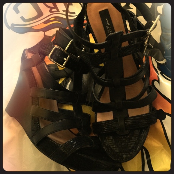 Ann Taylor Strappy heels