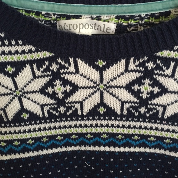 Cute sweater - Picture 2 of 2