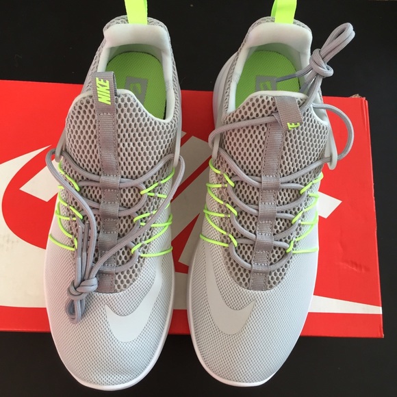 Nike authentic women's pure platinum size 8 new - Picture 2 of 4