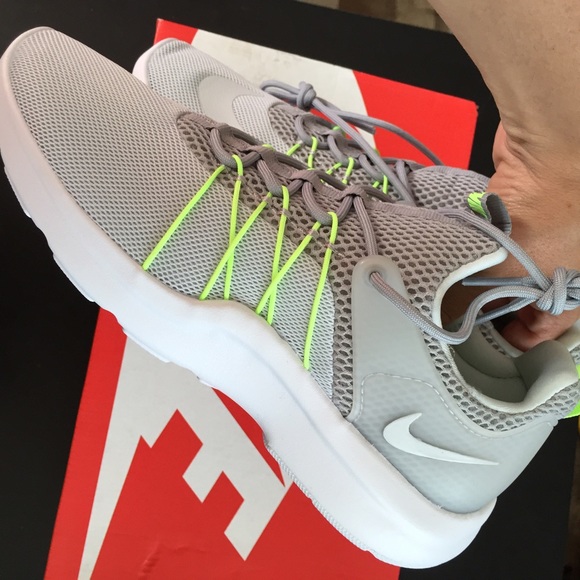 Nike authentic women's pure platinum size 8 new - Picture 4 of 4