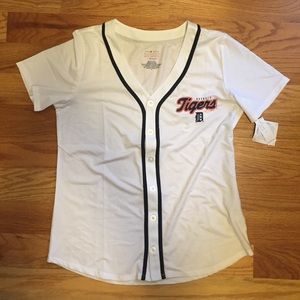 Detroit Tigers button-front jersey
