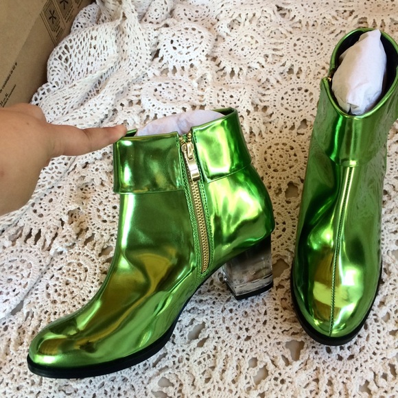 LAST PAIR🌸FINAL PRICE🌸Metallic green boots - Picture 3 of 4