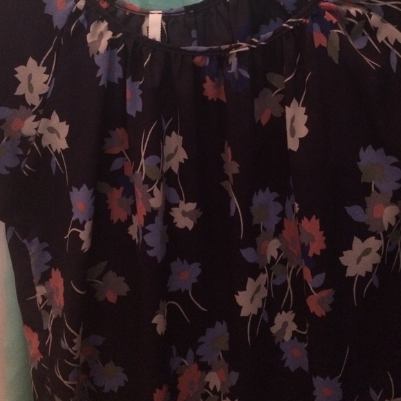 Flower blouse - Picture 1 of 1