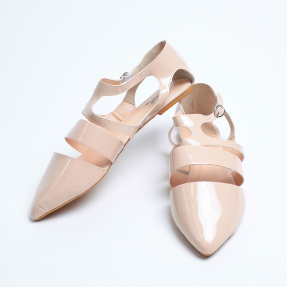 FINAL PRICE | Blush Patent Pointy Toe Flats - Picture 2 of 4