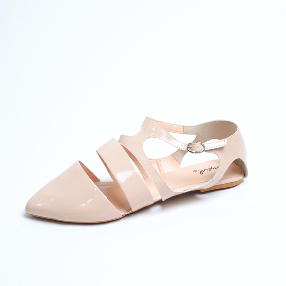 FINAL PRICE | Blush Patent Pointy Toe Flats - Picture 3 of 4