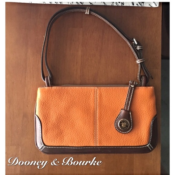 Dooney & Bourke Purse