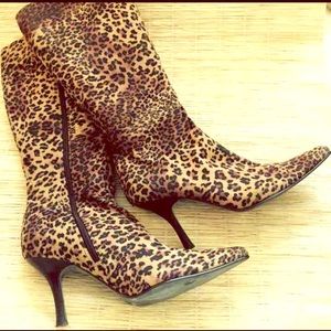 Animal skin design boots