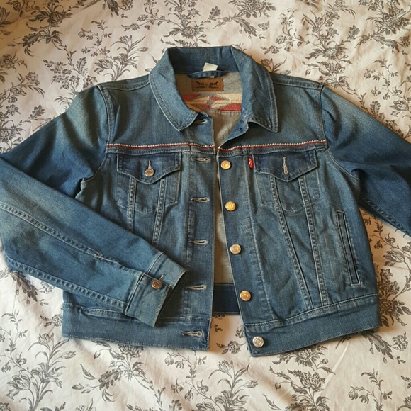 Levis jean jacket