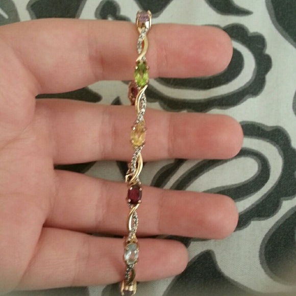 Multicolored bracelet