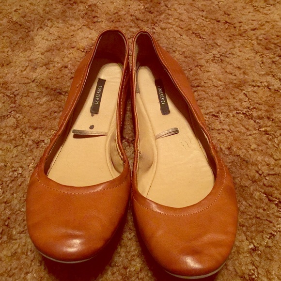 LAST CHANCE DONATING MAKE AN OFFERForever 21 Flats