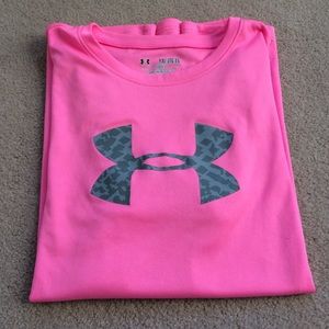 Pink Under Armour tee shirt