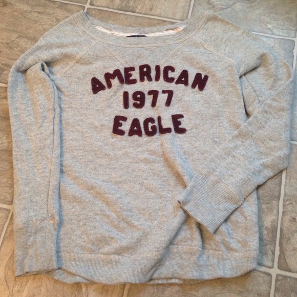 American Eagle Light Sweatshirt