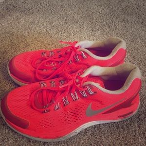 ***Sold***Size 8 Nike lunar glide 4