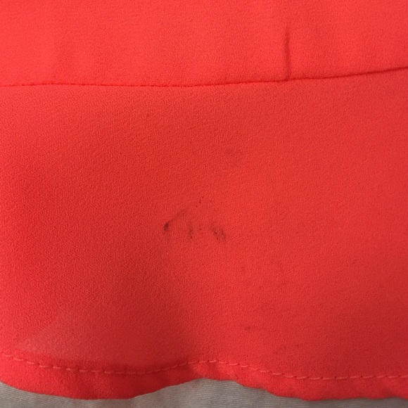 lush coral tanktop. size medium. - Picture 3 of 4