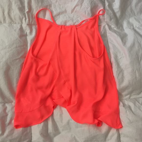 lush coral tanktop. size medium. - Picture 4 of 4