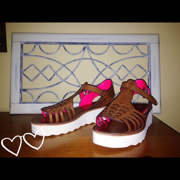 Coach Putnam Platform Sandals ✨