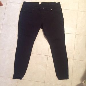 Black Skinny Jeans