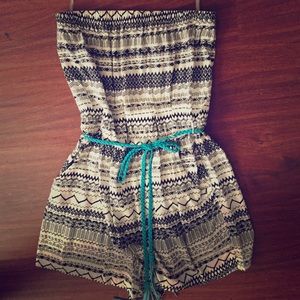 Black/White romper