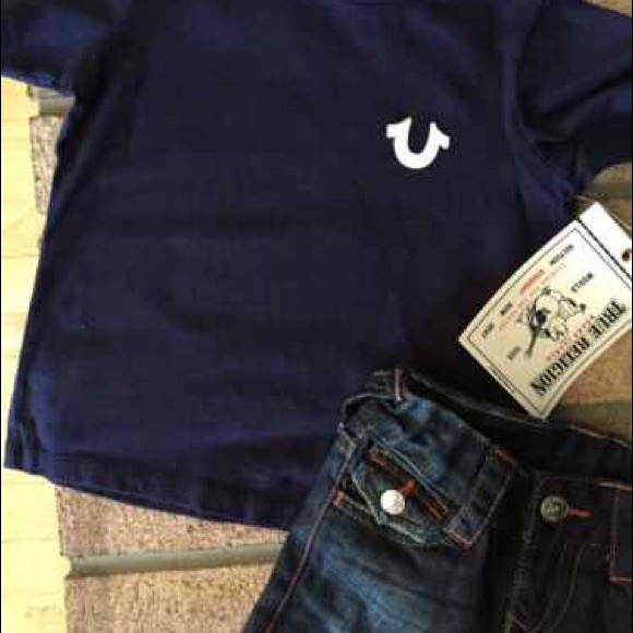 4t true religion outfit
