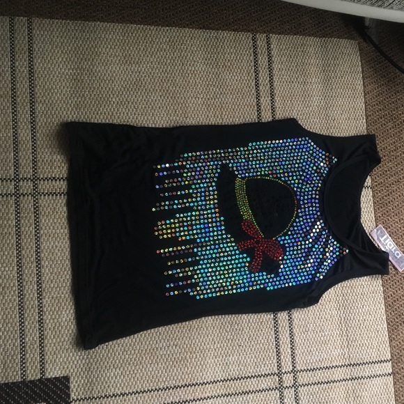 Tank top .. - Picture 2 of 3