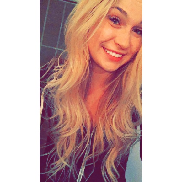 Meet your Posher, Maddie - Picture 1 of 1