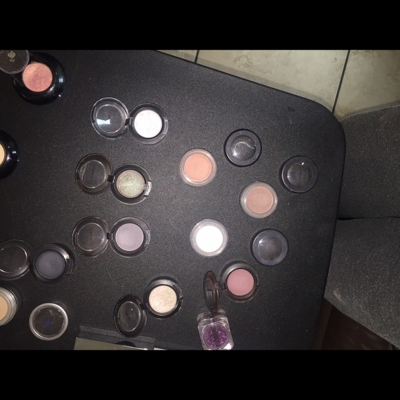 Mac eyeshadow
